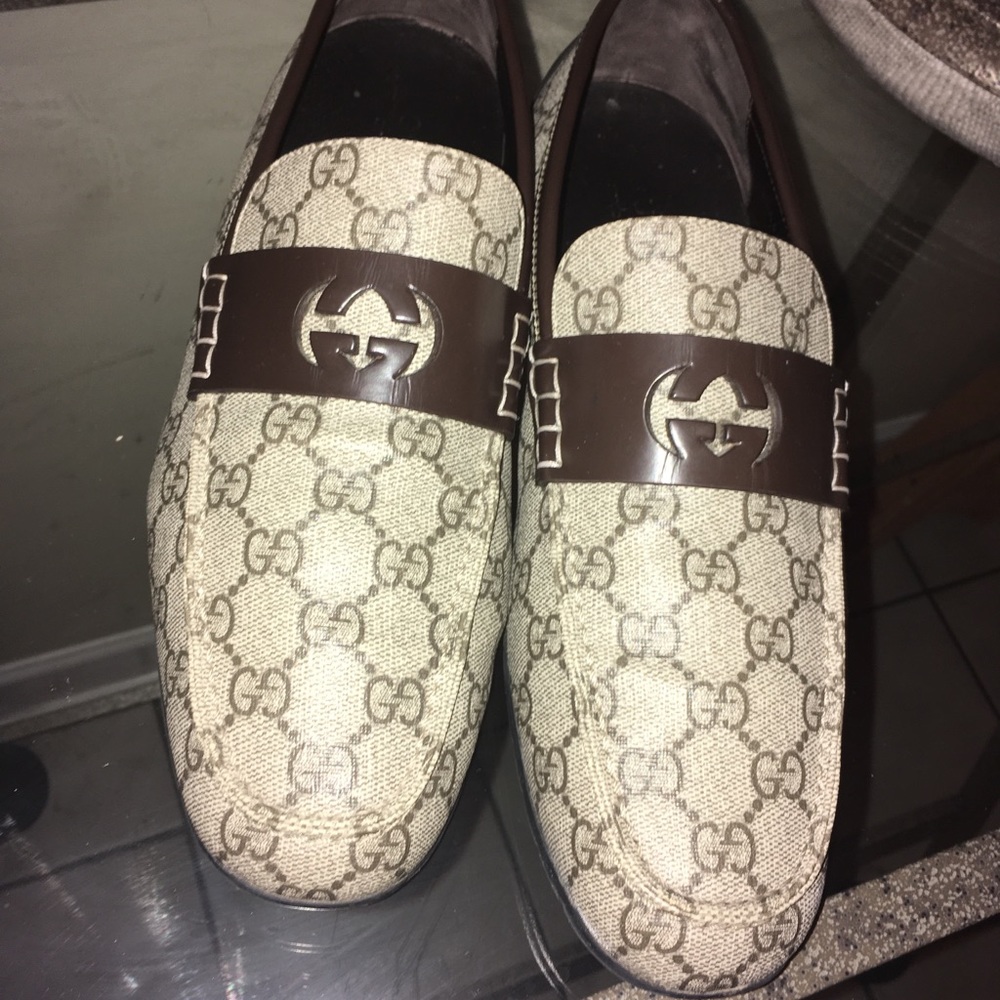 AUTHENTIC MEN GUCCI LOAFERS
